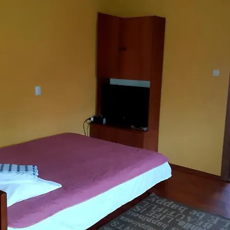 Dacha 127 Casa de hóspedes Podobovets