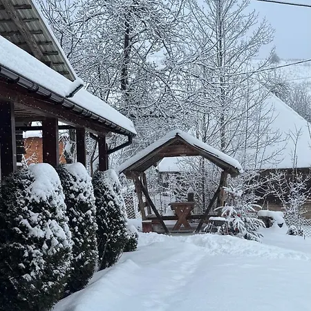 Dacha 127 Casa de hóspedes Podobovets